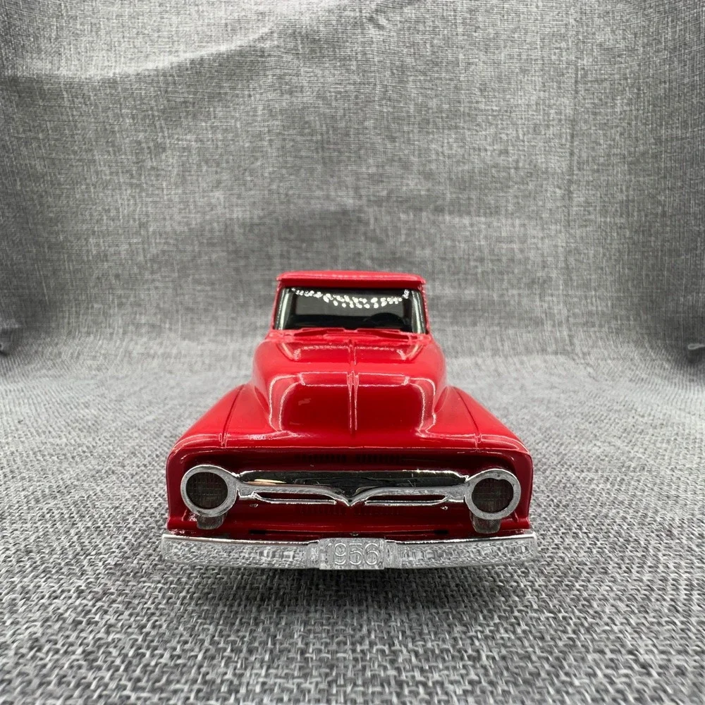 Vintage '95 Ertl 1956 Ford Pickup Die-Cast Metal Coin Bank Hills Bank USA NEW